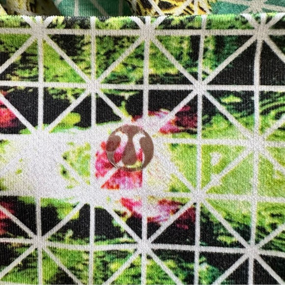 Lululemon Wunder Under Crop II Full-On Luon Roll Down Paradise Grid SZ 6* 22” - Picture 4 of 9